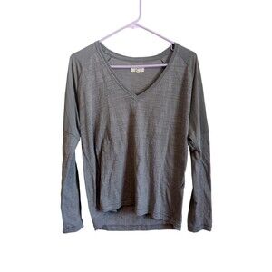 Lucky Brand grey long sleeve basic tee